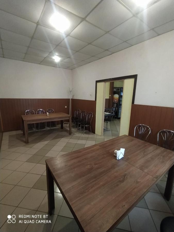 От Заката До Рассвета Albergue Poltava Exterior foto
